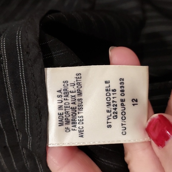 Guess Collections Black with Gray Pinstripe Wide Leg Pants Size 12 - Picture 8 of 9